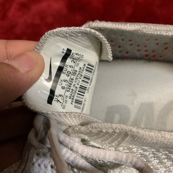 Nike Flynit Racer - Picture 4 of 6